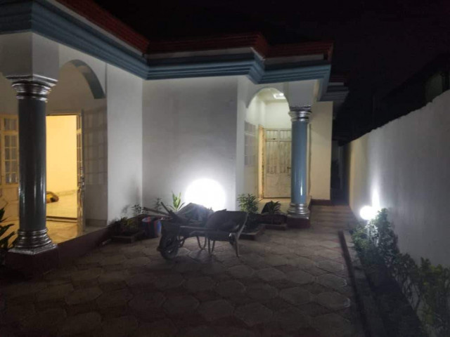 Maison à Foulamadina, Maisons, Conakry