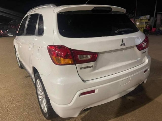 Mitsubishi RVR, Voitures, Conakry