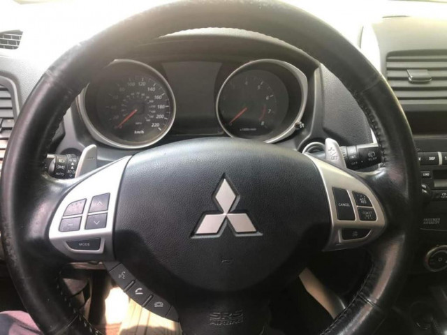 Mitsubishi RVR, Voitures, Conakry