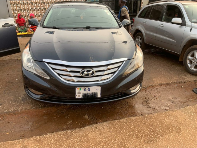 Hyundai Sonata, Voitures, Conakry