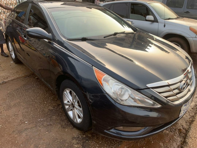 Hyundai Sonata, Voitures, Conakry