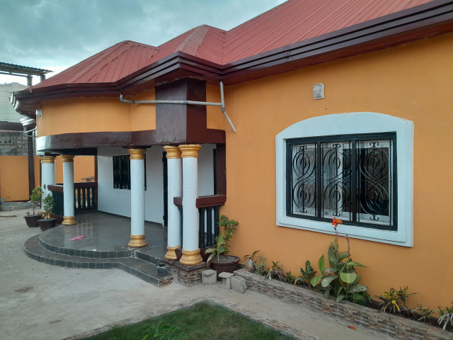 Maison à Conakry, Maisons, Coyah