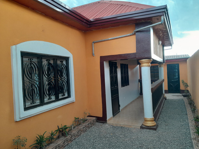 Maison à Conakry, Maisons, Coyah