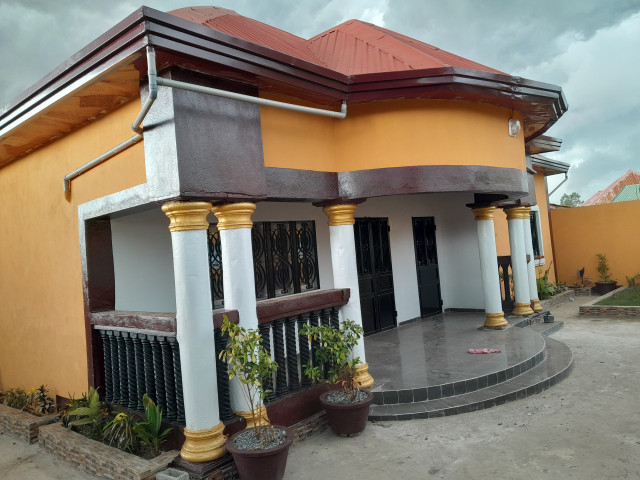 Maison à Conakry, Maisons, Coyah