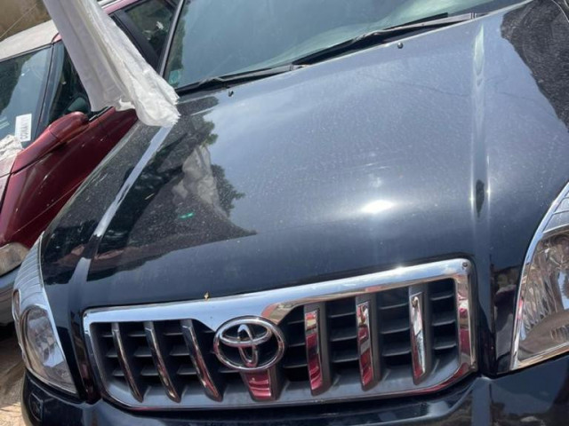 Toyota Land Cruiser Prado, Voitures, Conakry
