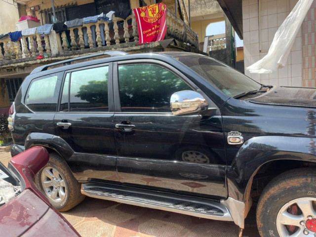 Toyota Land Cruiser Prado, Voitures, Conakry