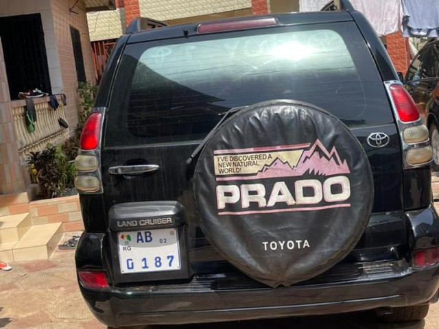 Toyota Land Cruiser Prado, Voitures, Conakry