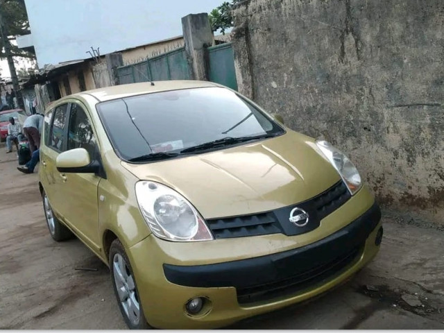 Nissan Note, Voitures, Conakry