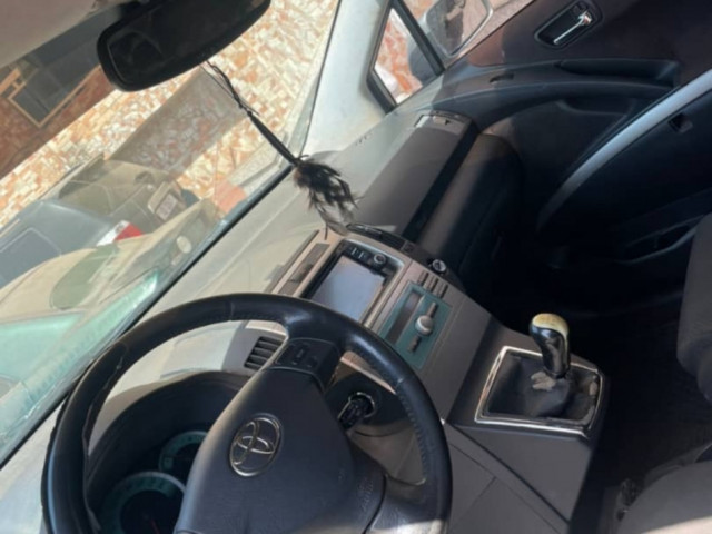 Toyota Corolla Verso, Voitures, Conakry