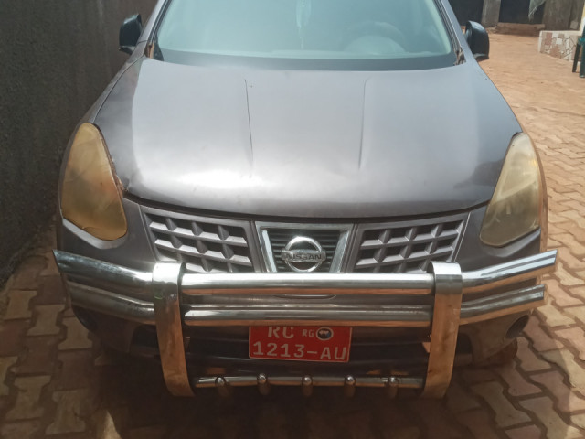 Nissan Rogue, Voitures, Dubréka