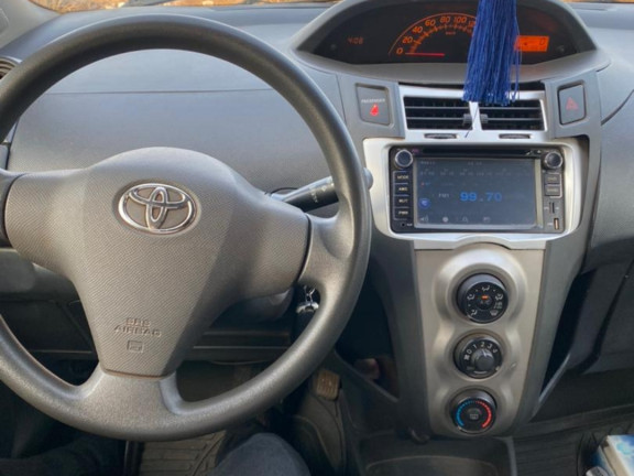 Toyota Yaris, Voitures, Conakry