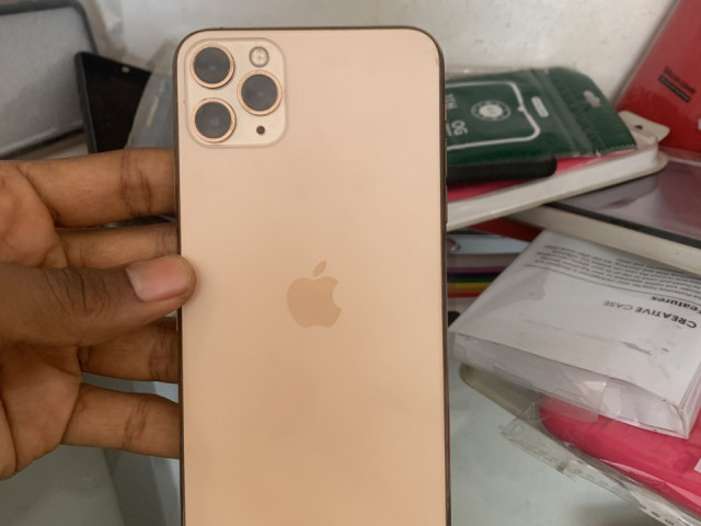 Apple iPhone 11 Pro Max, Téléphones Mobiles, Conakry