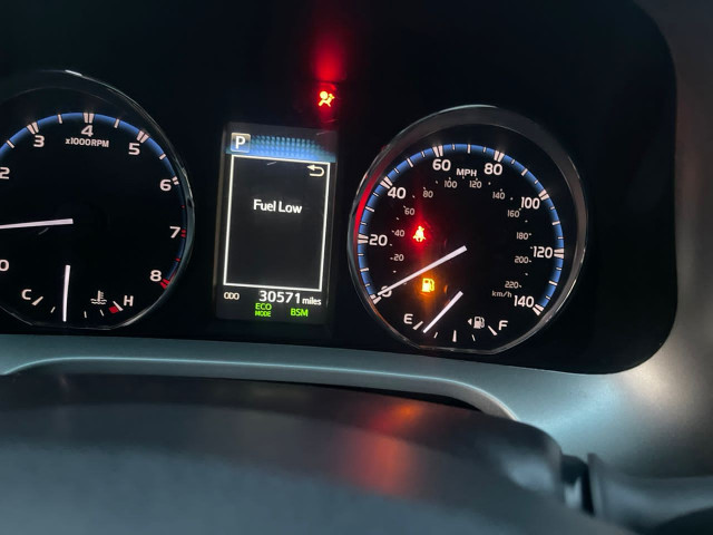 Toyota RAV4, Voitures, Conakry