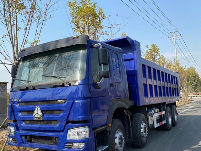 Sinotruk Howo, Remorques - Conteneurs, Conakry