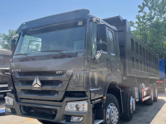 Sinotruk Howo, Remorques - Conteneurs, Conakry