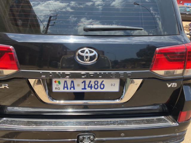 Toyota Land Cruiser, Voitures, Conakry