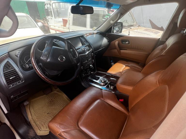 Toyota Land Cruiser, Voitures, Conakry