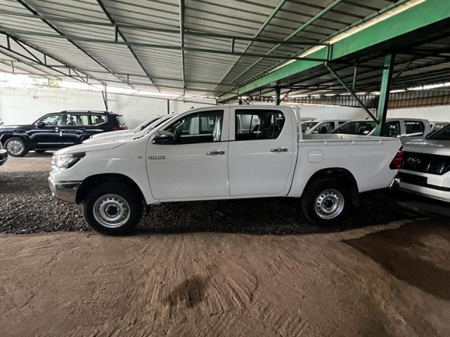 Toyota Land Cruiser, Voitures, Conakry