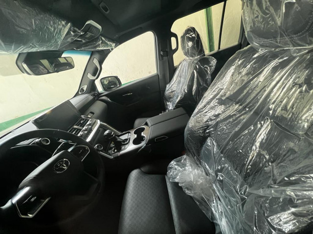 Toyota Land Cruiser, Voitures, Conakry