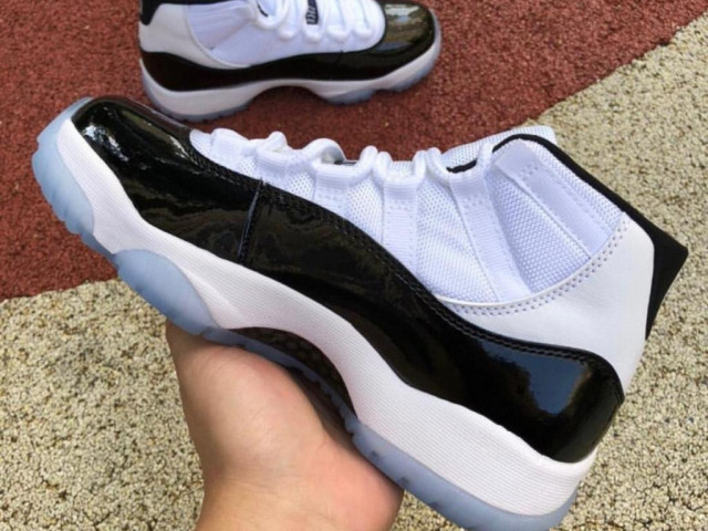 Différentes Chaussures Nike Air Jordan, Chaussures, Conakry