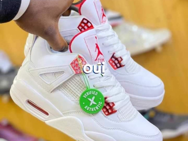 Différentes Chaussures Nike Air Jordan, Chaussures, Conakry