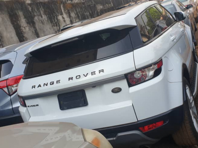 Land Rover Range Rover Evoque, Voitures, Conakry