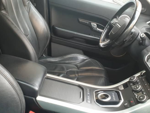 Land Rover Range Rover Evoque, Voitures, Conakry