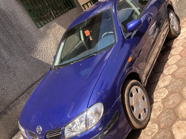 Nissan Almera, Voitures, Conakry
