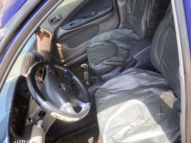 Nissan Almera, Voitures, Conakry