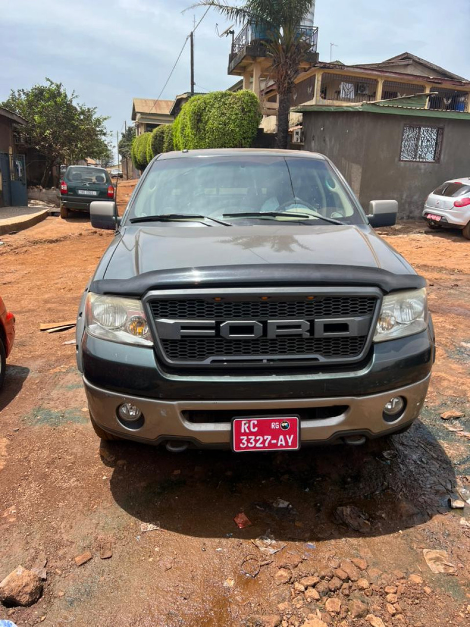Ford F-150, Voitures, Conakry