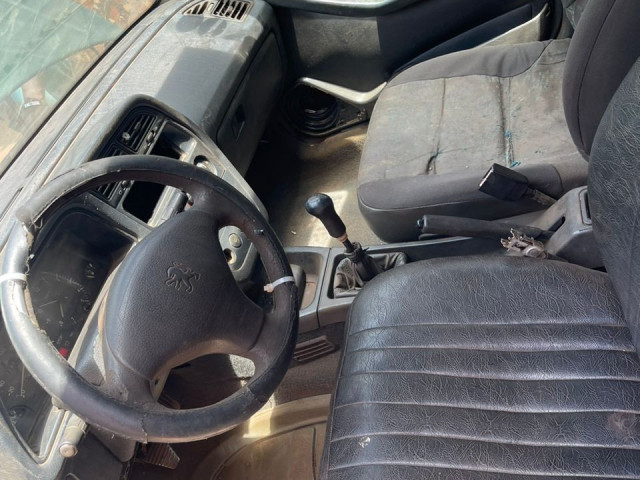 Peugeot 306, Voitures, Conakry