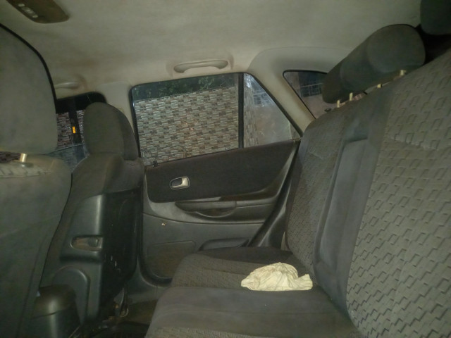 Mazda 323, Voitures, Conakry