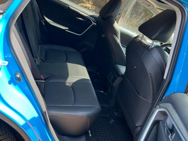 Toyota RAV4, Voitures, Conakry