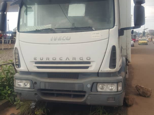 Camion Iveco, Camions - Autobus, Conakry