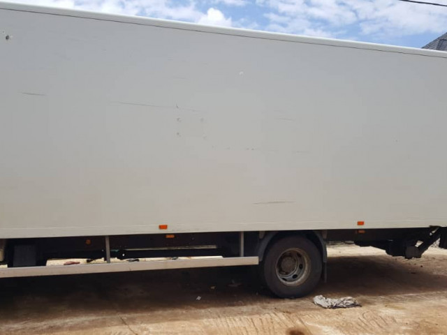 Camion Iveco, Camions - Autobus, Conakry