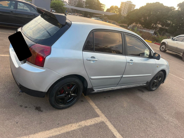 Toyota Corolla, Voitures, Conakry