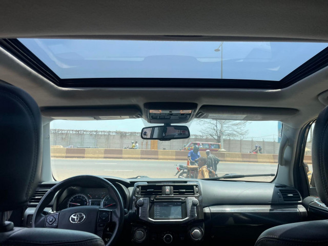 Toyota 4Runner, Voitures, Conakry