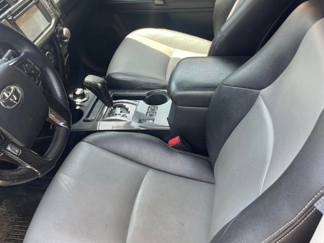 Toyota 4Runner, Voitures, Conakry