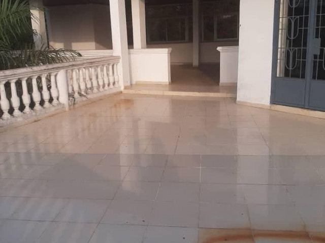 Bâtiment à Nongo, Maisons, Conakry