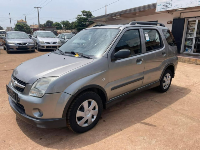 Suzuki Ignis, Voitures, Conakry