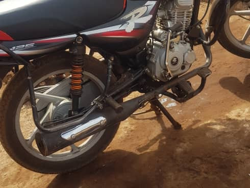 Moto Bajaj Boxer 150 - CT, Motos - Scooters, Conakry