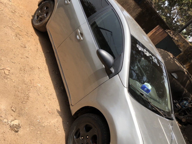 Nissan Sentra, Voitures, Conakry