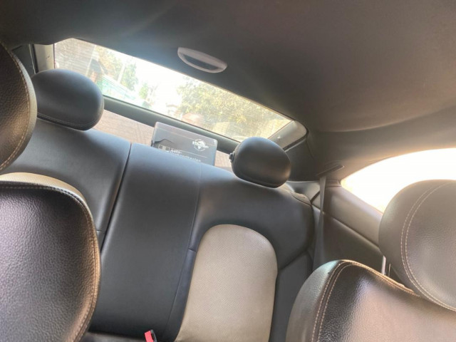 Mercedes-Benz Classe C, Voitures, Conakry