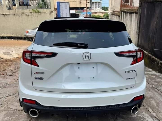 Acura MDX, Voitures, Conakry