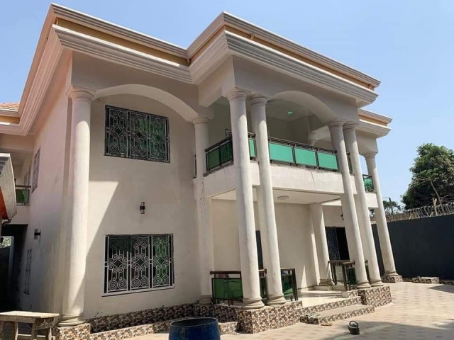 Bâtiment à Kaporo, Maisons, Conakry