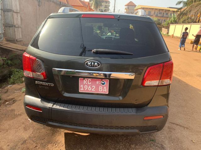 Kia Sorento, Voitures, Conakry