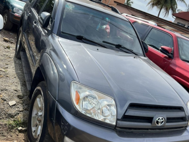 Toyota 4Runner, Voitures, Conakry
