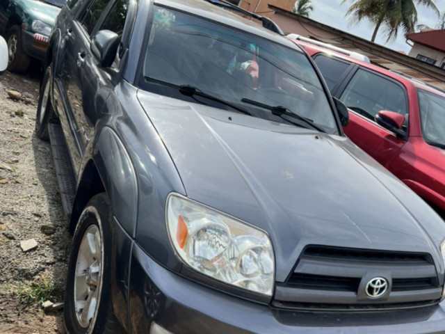 Toyota 4Runner, Voitures, Conakry