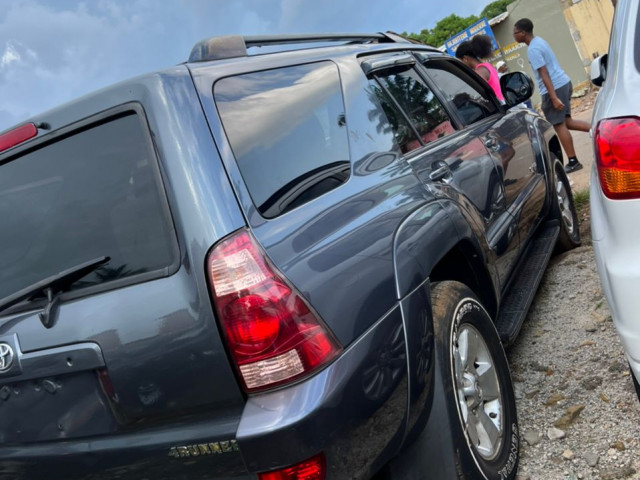 Toyota 4Runner, Voitures, Conakry