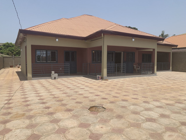 Maison à Kobaya, Maisons, Conakry